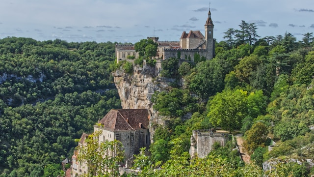 5-lieux-cachs-en-france