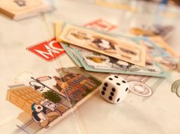 5-jeux-de-socit-pour-les-familles